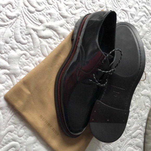 Shoes - Picture 2 of 2